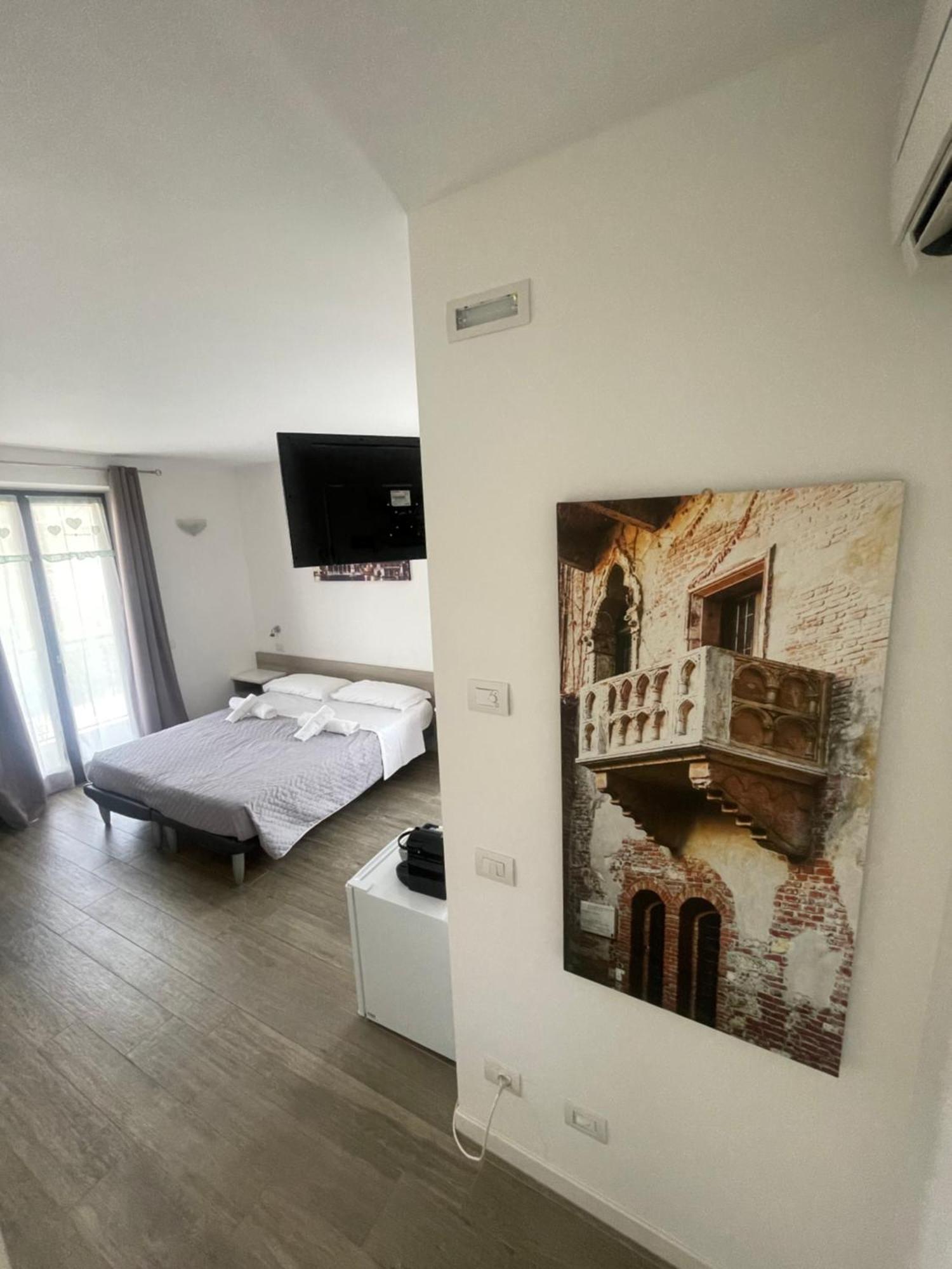 Welcome Traveller Divine Cecile Γκάρντα Εξωτερικό φωτογραφία
