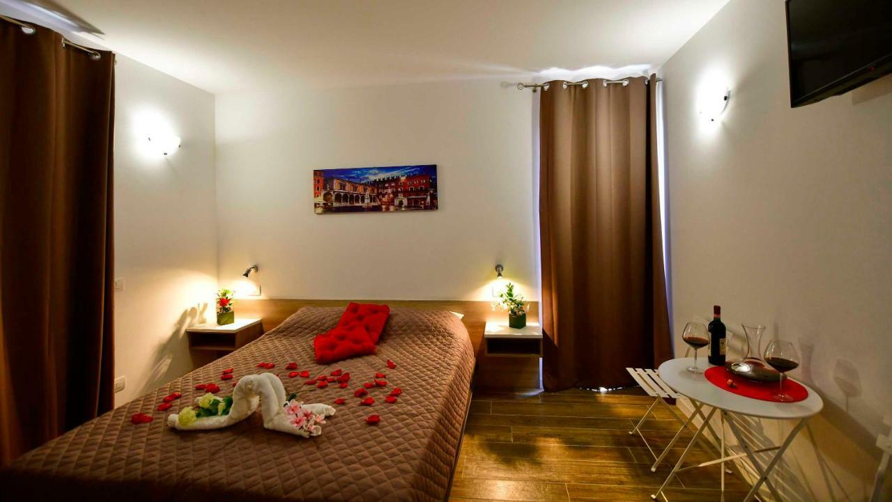 Welcome Traveller Divine Cecile Γκάρντα Εξωτερικό φωτογραφία