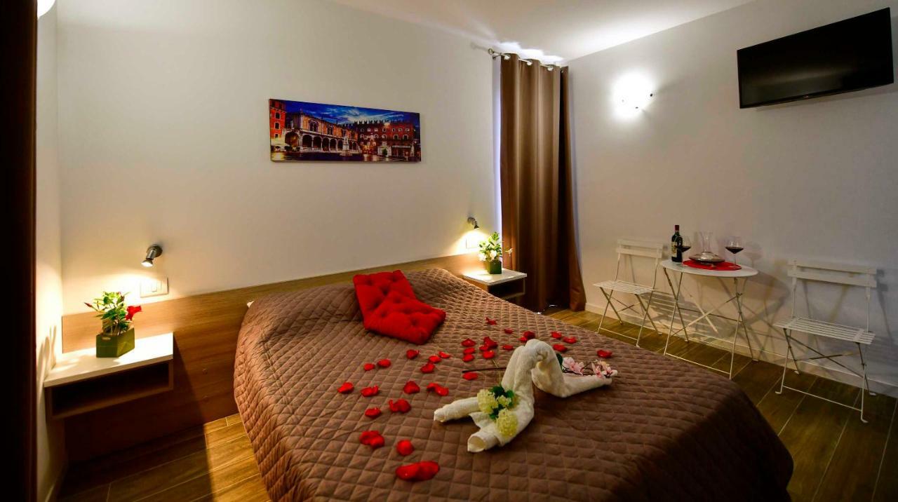 Welcome Traveller Divine Cecile Γκάρντα Εξωτερικό φωτογραφία